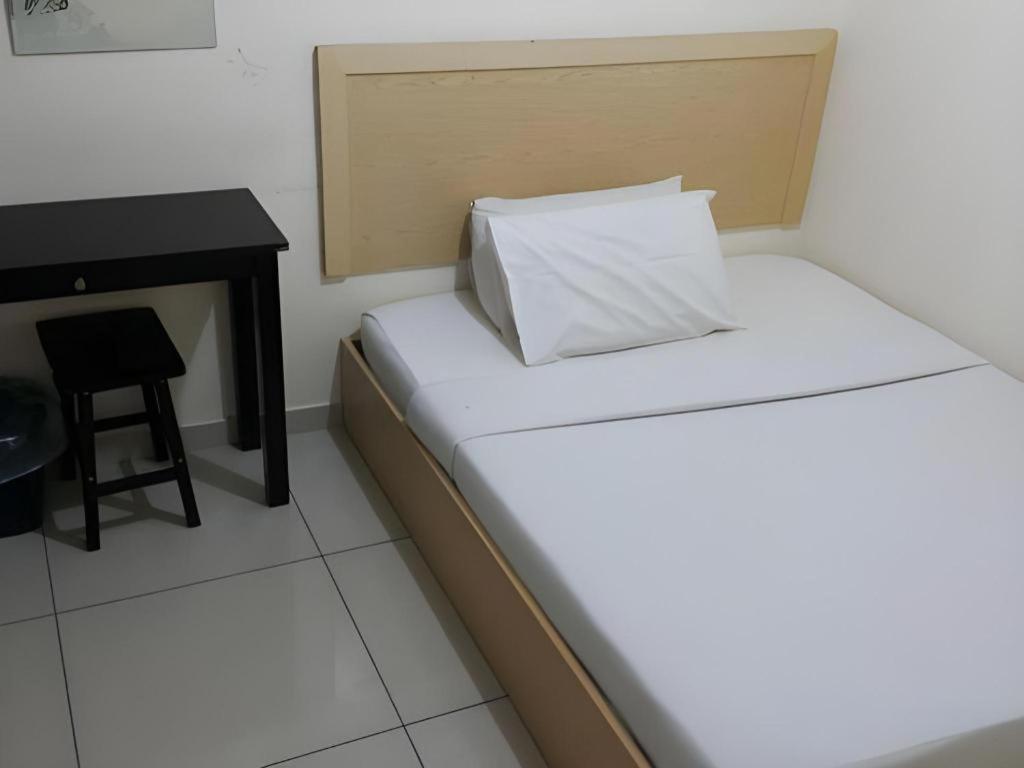 Oyo 301 River Inn Hotel Butterworth Buitenkant foto