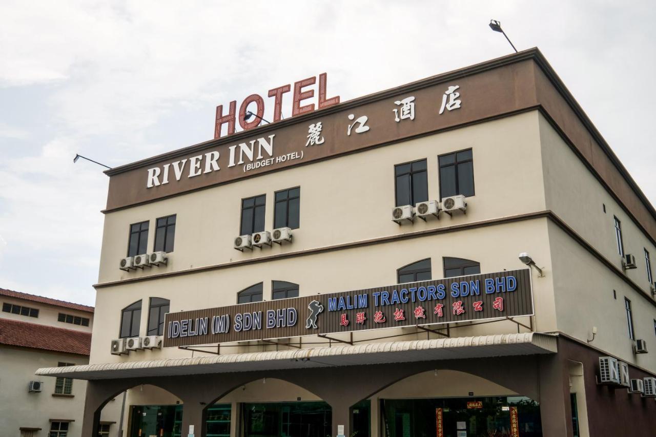 Oyo 301 River Inn Hotel Butterworth Buitenkant foto